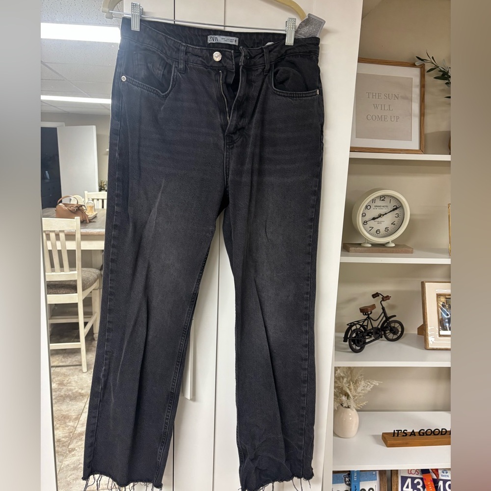 Zara womens Dark Gray/ black Straight Jeans
